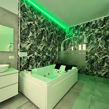 Apartmán Ca Foscari Harmony Jacuzzi Milán Exteriér fotografie